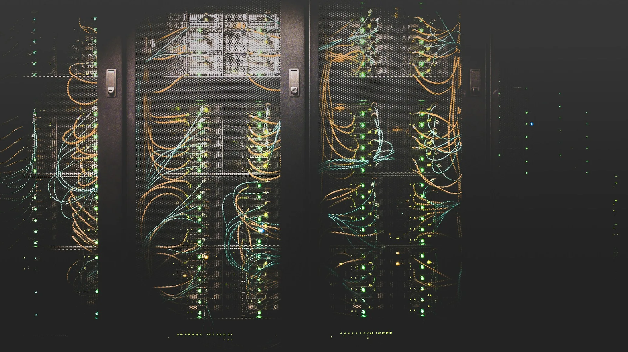 SaaS Multi-Tenancy on AWS: Silo vs Pool vs Bridge Model